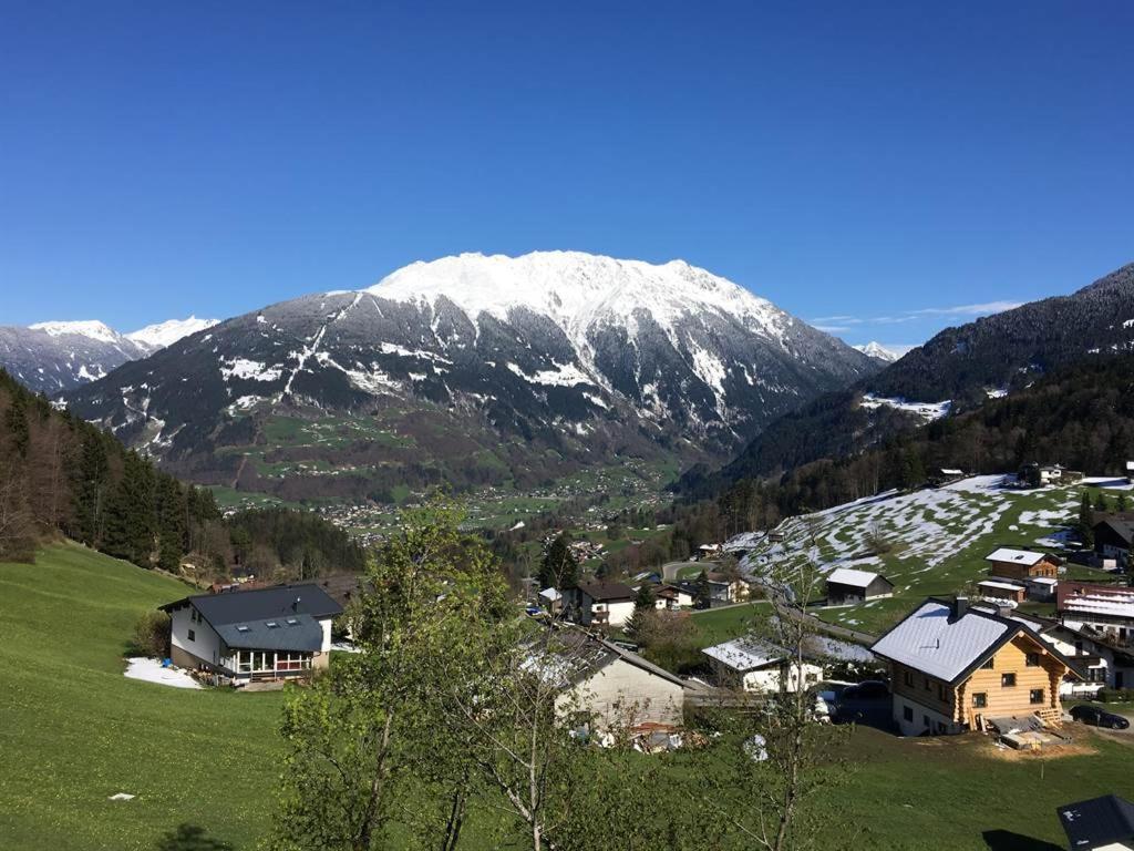 Gaestehaus Hoeck Schruns Exteriör bild